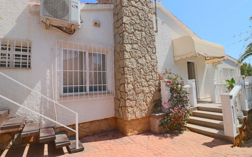 Herverkoop - Villa -
La Nucía - Pinar De Garaita