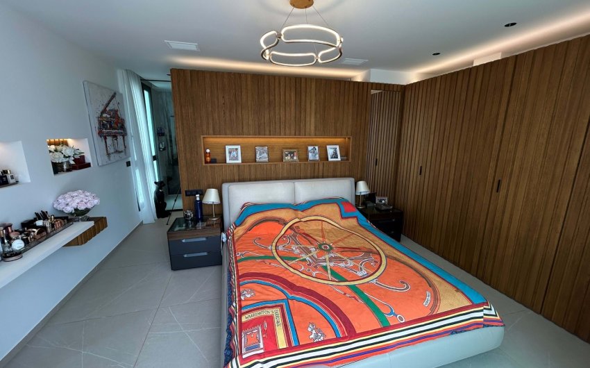 Herverkoop - Villa -
La Nucía