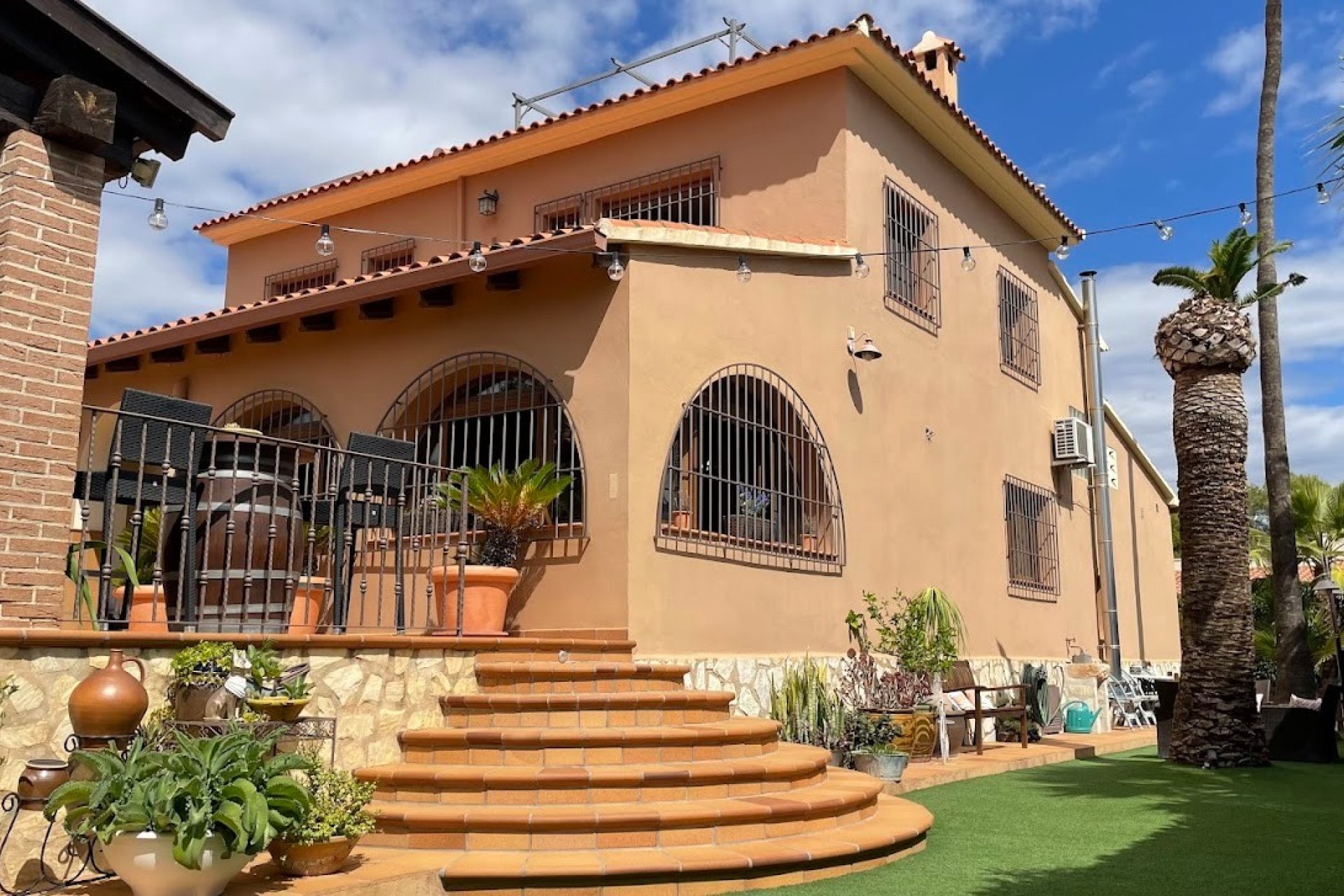 Herverkoop - Villa -
La Nucía