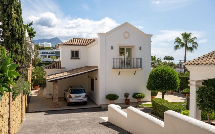 Herverkoop - Villa -
La Quinta - Inland