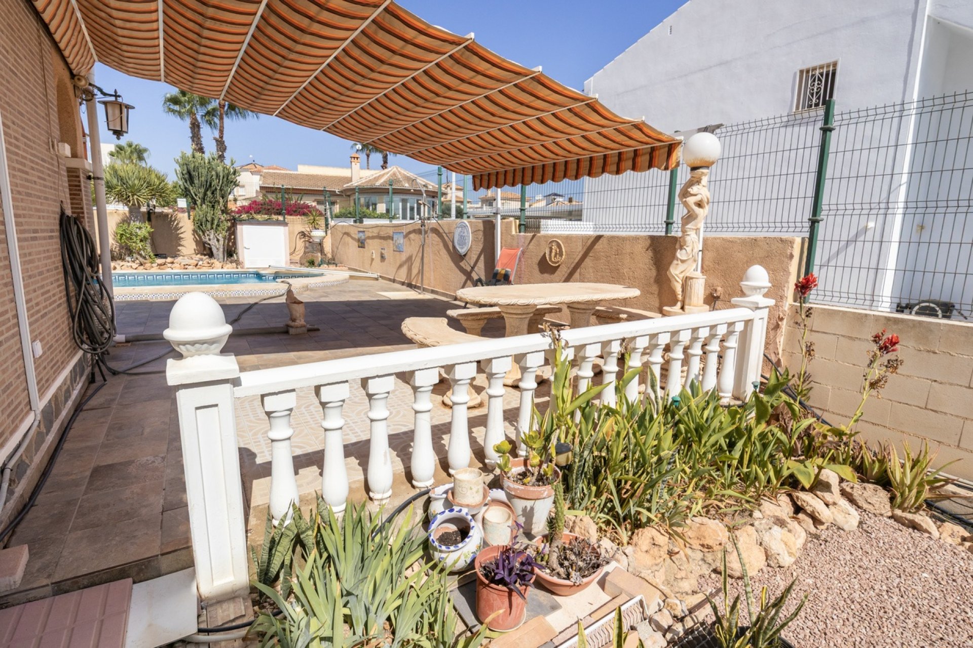 Herverkoop - Villa -
La Regia - Costa Blanca