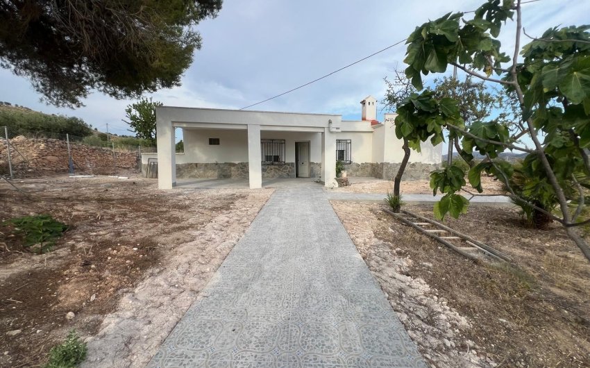 Herverkoop - Villa -
La Solana