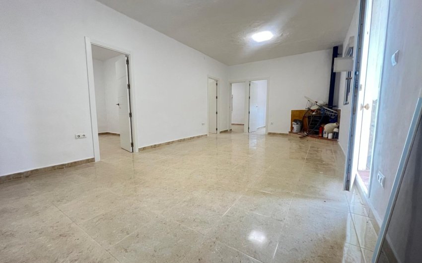 Herverkoop - Villa -
La Solana