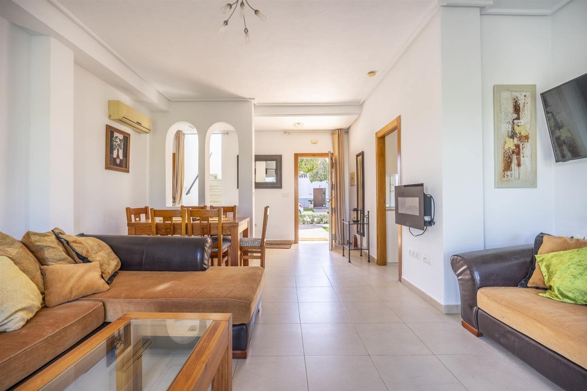 Herverkoop - Villa -
La Torre Golf Resort - Inland