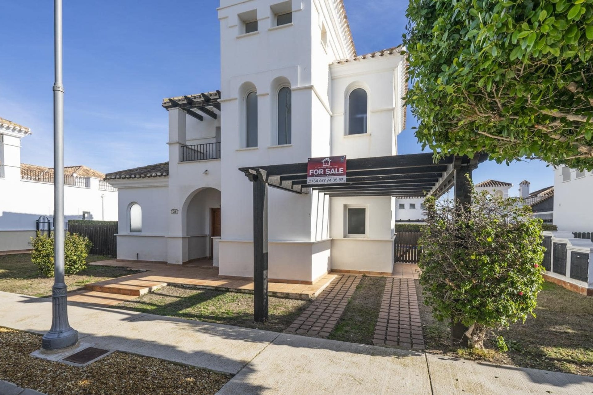 Herverkoop - Villa -
La Torre Golf Resort