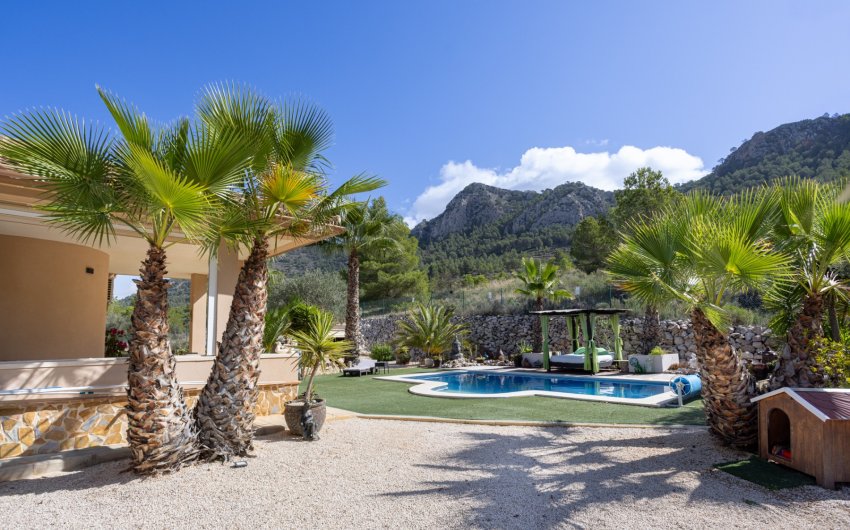 Herverkoop - Villa -
La Zarza