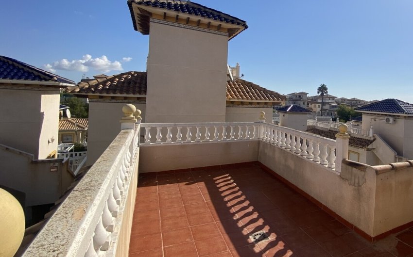 Herverkoop - Villa -
La Zenia - Costa Blanca