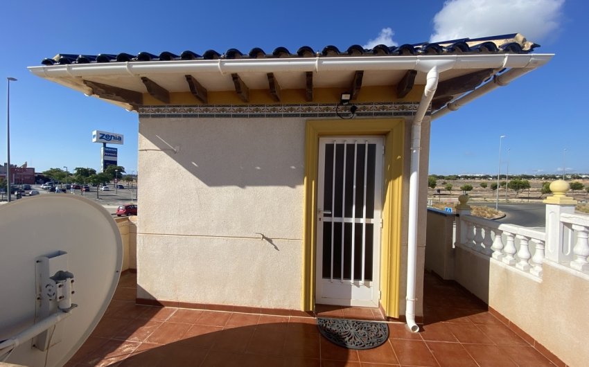 Herverkoop - Villa -
La Zenia - Costa Blanca