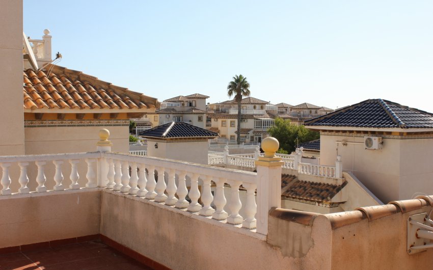 Herverkoop - Villa -
La Zenia - Costa Blanca