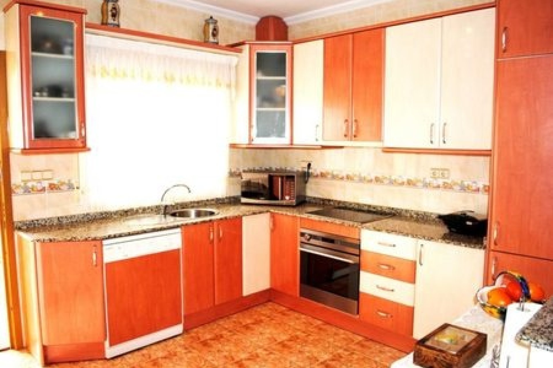 Herverkoop - Villa -
La Zenia - Costa Blanca