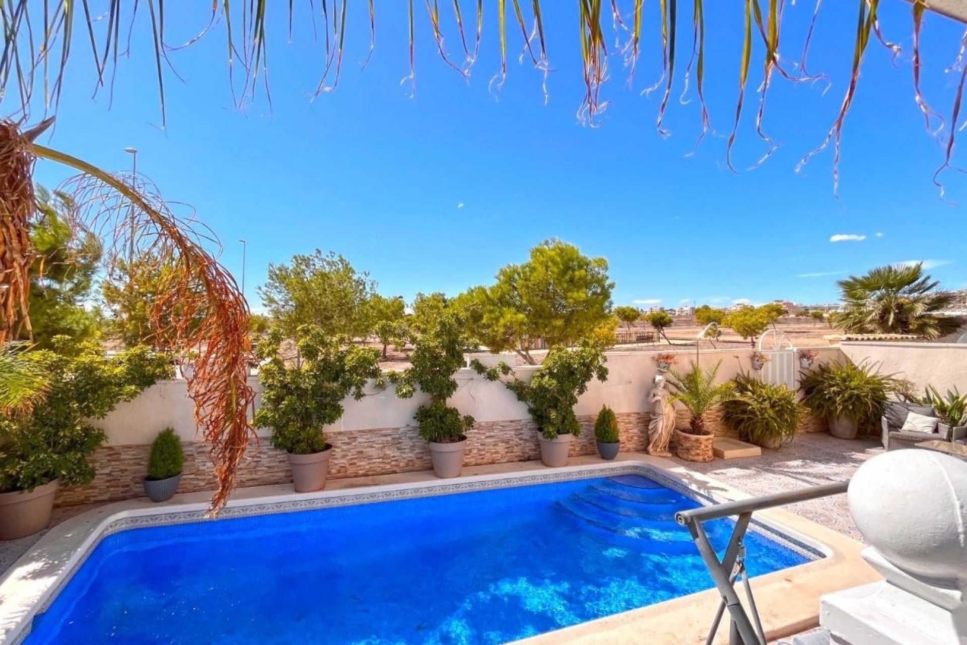 Herverkoop - Villa -
La Zenia - Costa Blanca