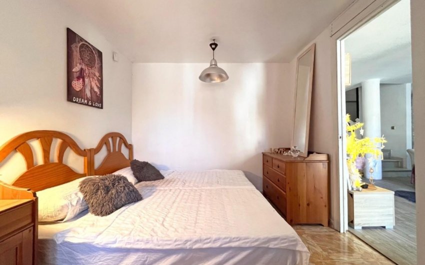Herverkoop - Villa -
La Zenia - Costa Blanca