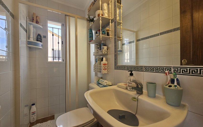 Herverkoop - Villa -
La Zenia - Costa Blanca