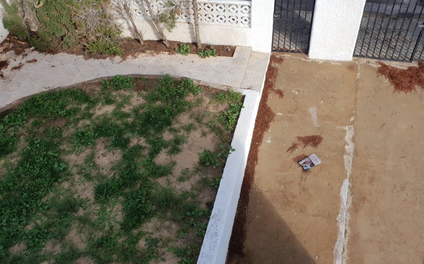 Herverkoop - Villa -
La Zenia - Costa Blanca