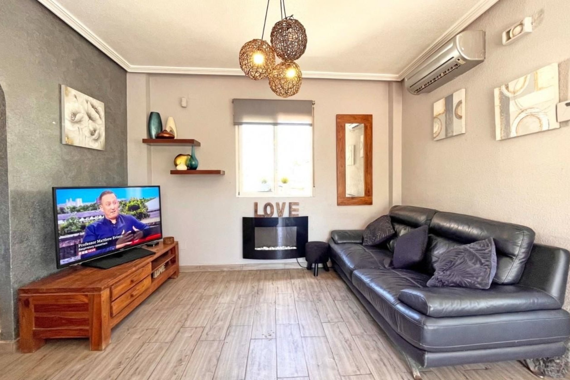 Herverkoop - Villa -
La Zenia - Costa Blanca