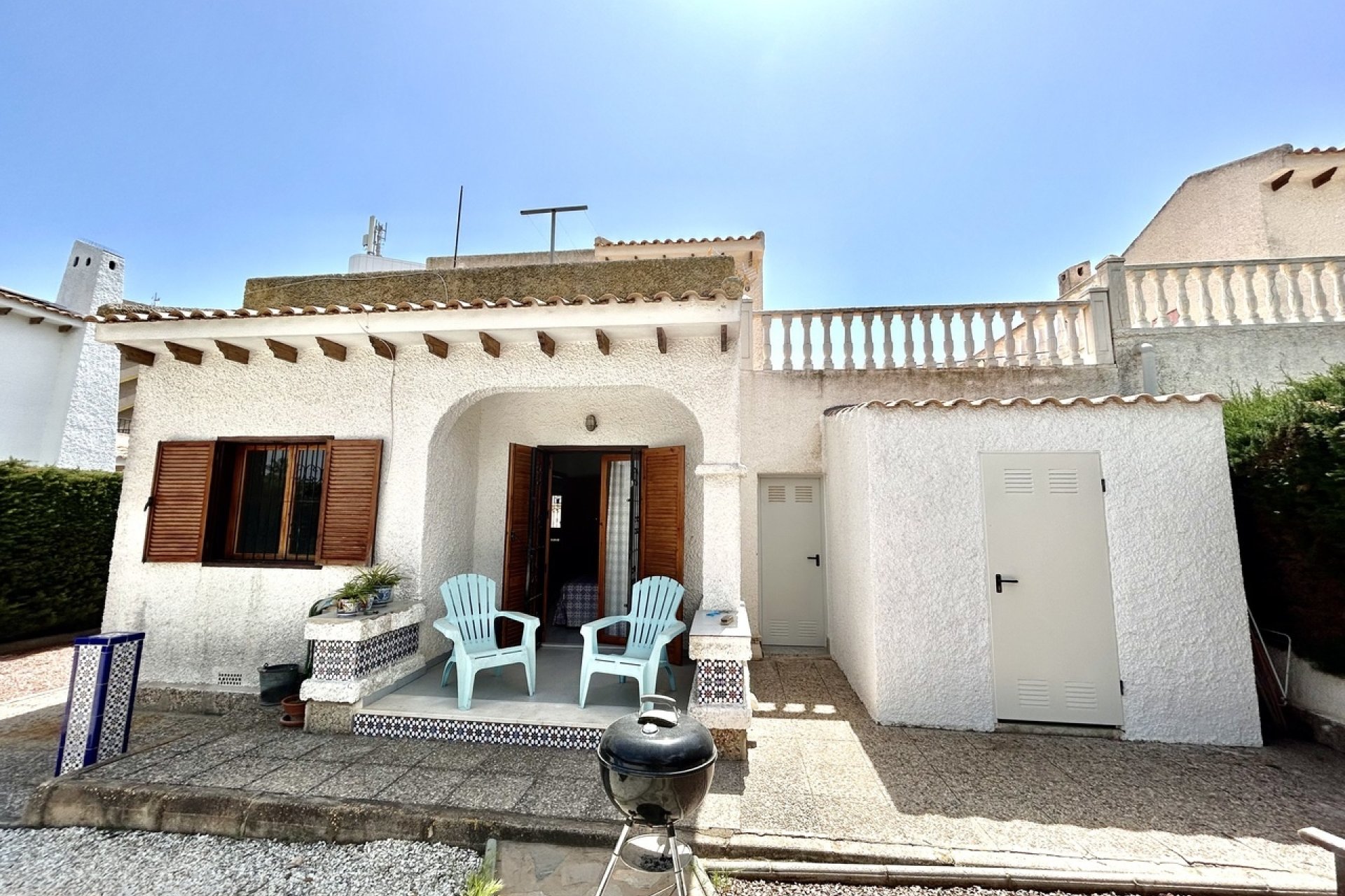 Herverkoop - Villa -
La Zenia - Costa Blanca