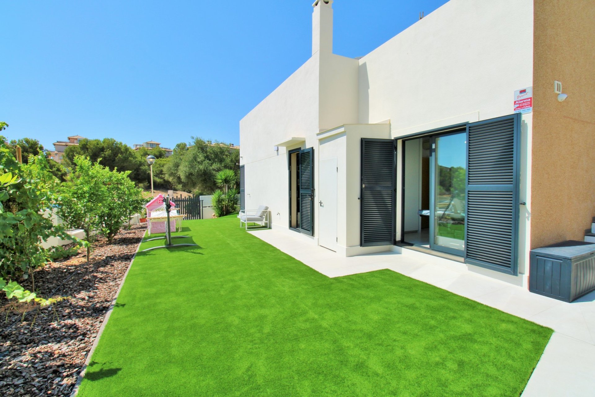 Herverkoop - Villa -
La Zenia