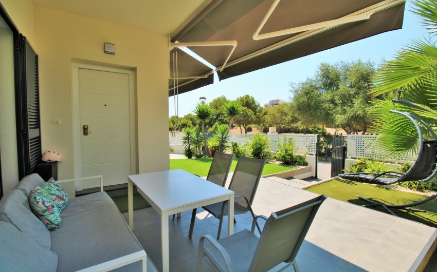 Herverkoop - Villa -
La Zenia