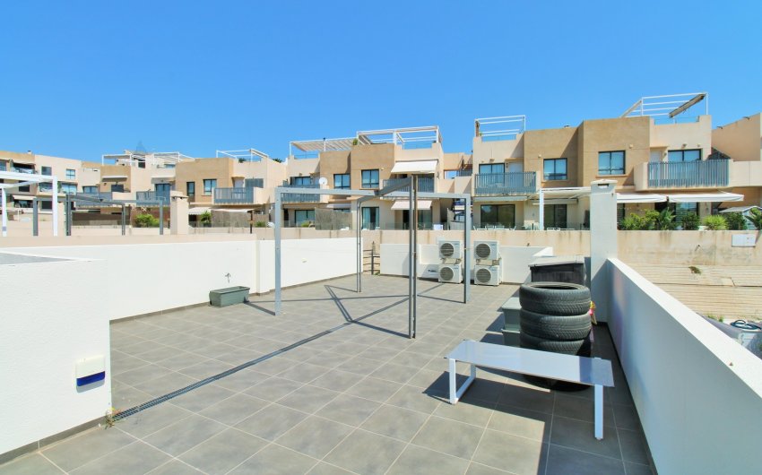 Herverkoop - Villa -
La Zenia