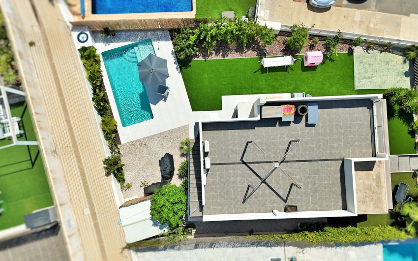 Herverkoop - Villa -
La Zenia