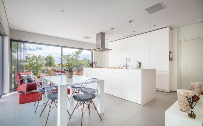 Herverkoop - Villa -
Las Colinas Golf - Costa Blanca