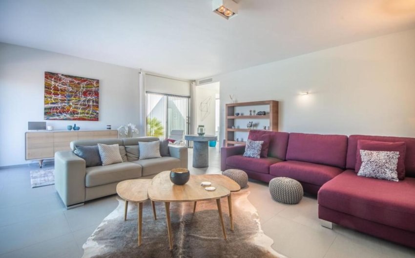 Herverkoop - Villa -
Las Colinas Golf - Costa Blanca