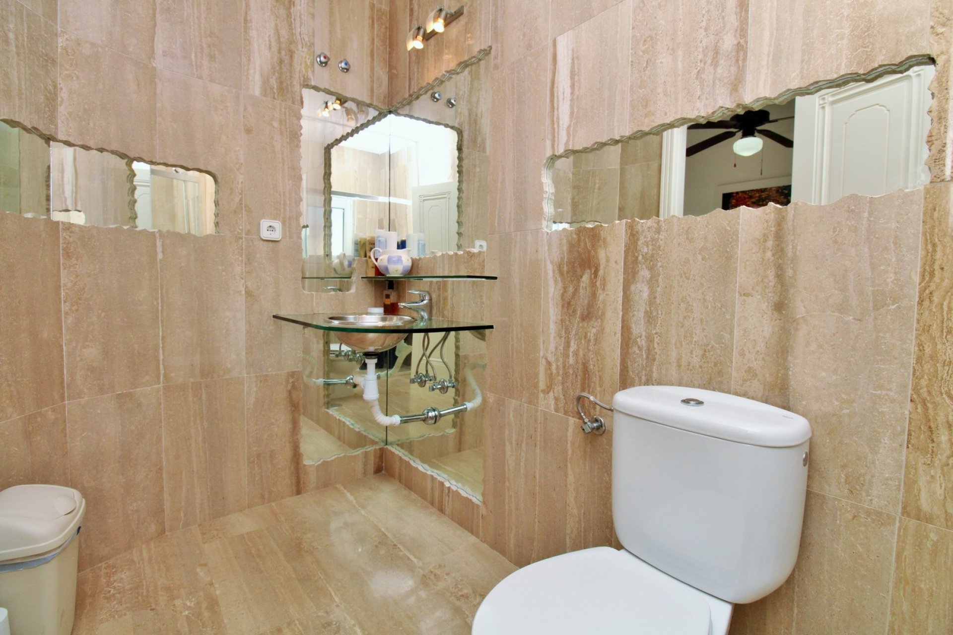 Herverkoop - Villa -
Las Ramblas