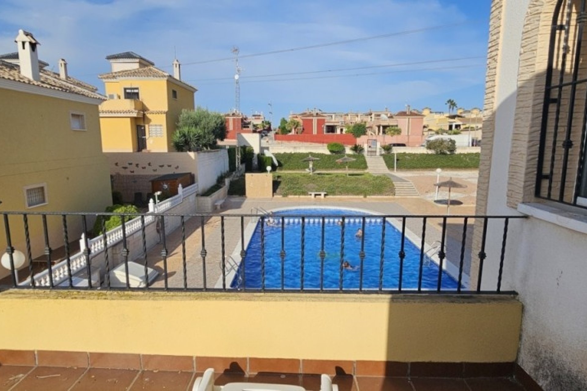 Herverkoop - Villa -
Lo Crispin - Inland