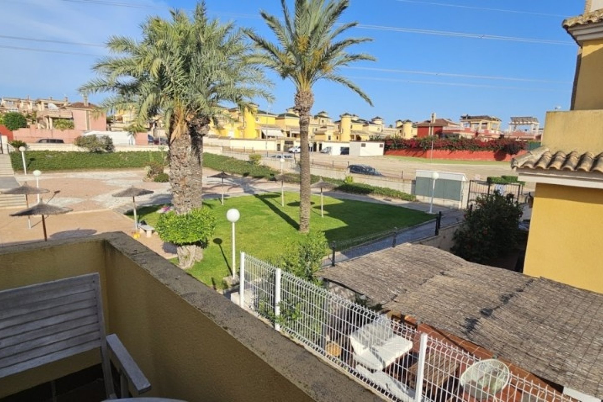 Herverkoop - Villa -
Lo Crispin - Inland