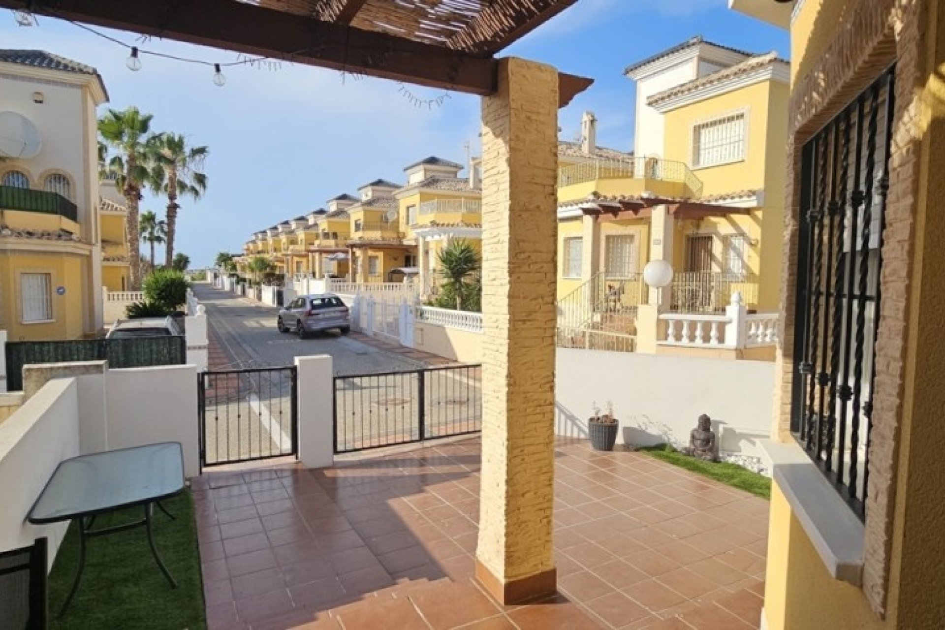 Herverkoop - Villa -
Lo Crispin - Inland