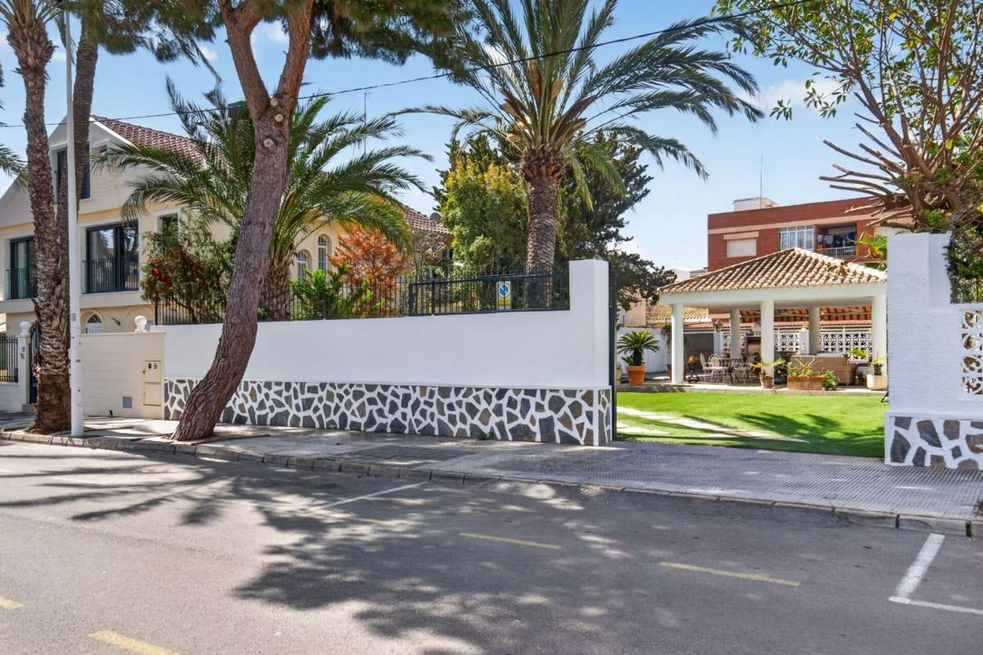 Herverkoop - Villa -
Lo Pagan - Costa Calida
