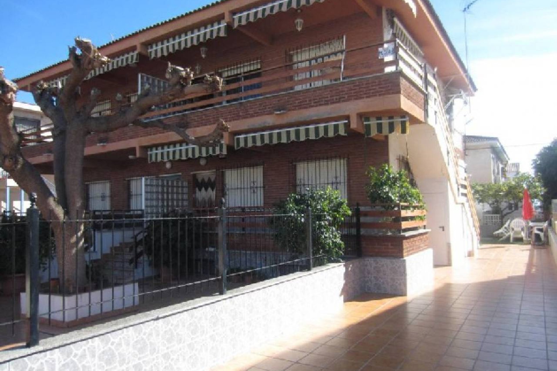 Herverkoop - Villa -
Los Alcazares - Beach