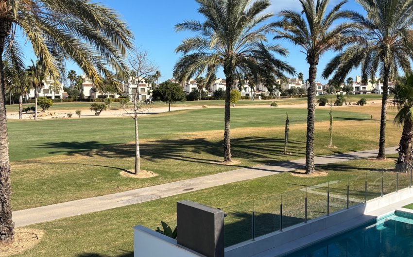 Herverkoop - Villa -
Los Alcazares - Roda