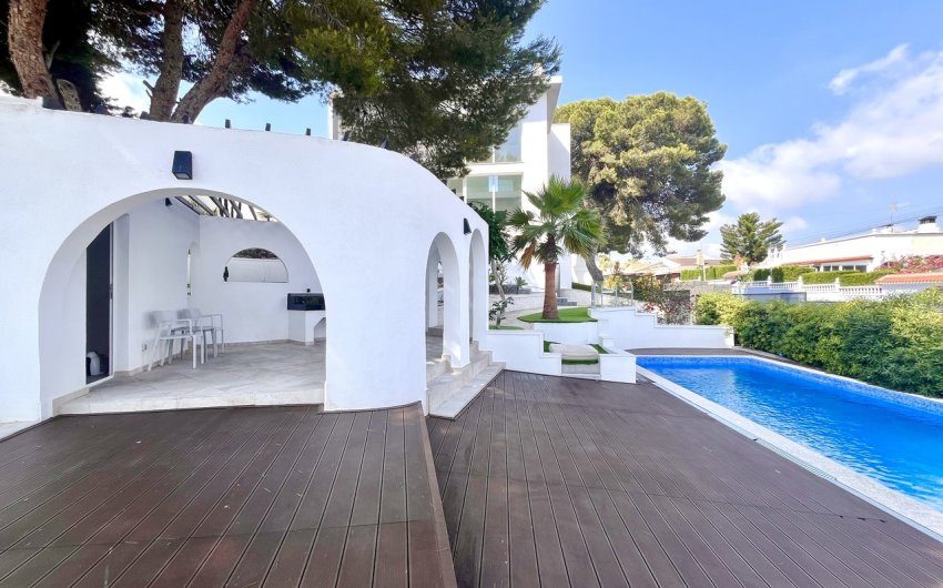 Herverkoop - Villa -
Los Balcones - Costa Blanca