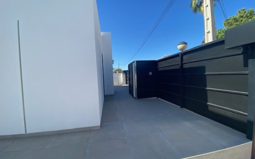 Herverkoop - Villa -
Los Balcones - Los Altos