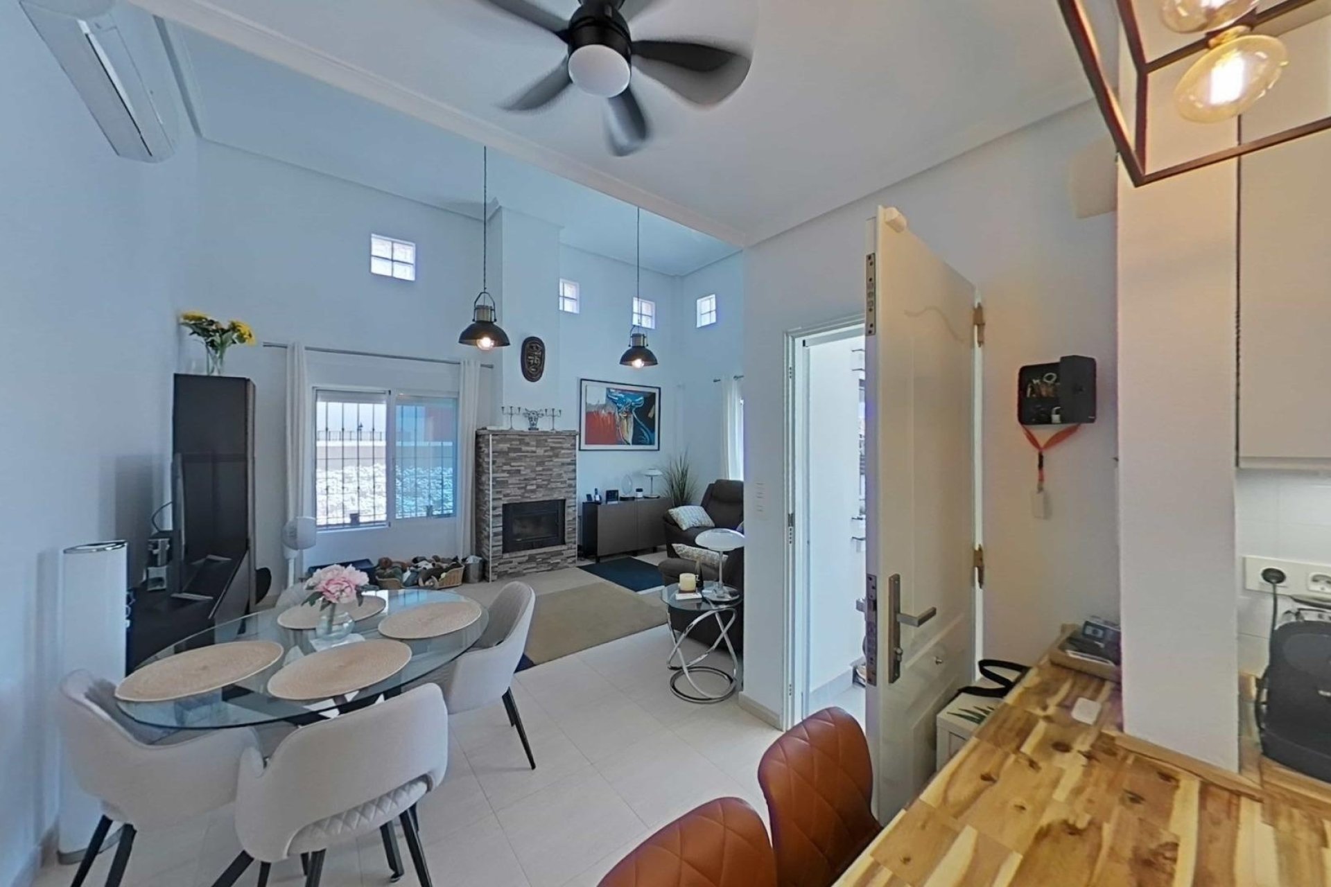 Herverkoop - Villa -
Los Montesinos - Costa blanca sur
