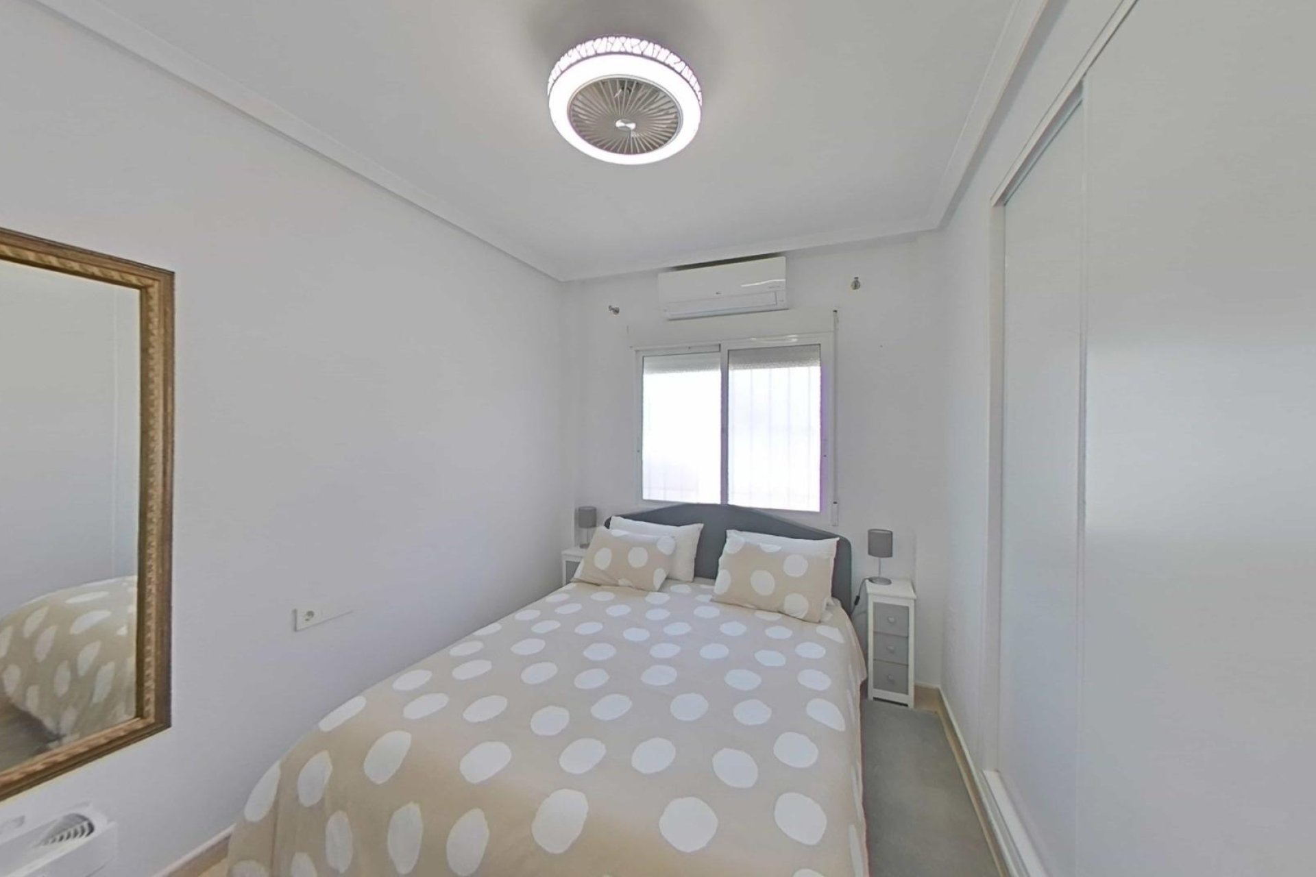 Herverkoop - Villa -
Los Montesinos - Costa blanca sur