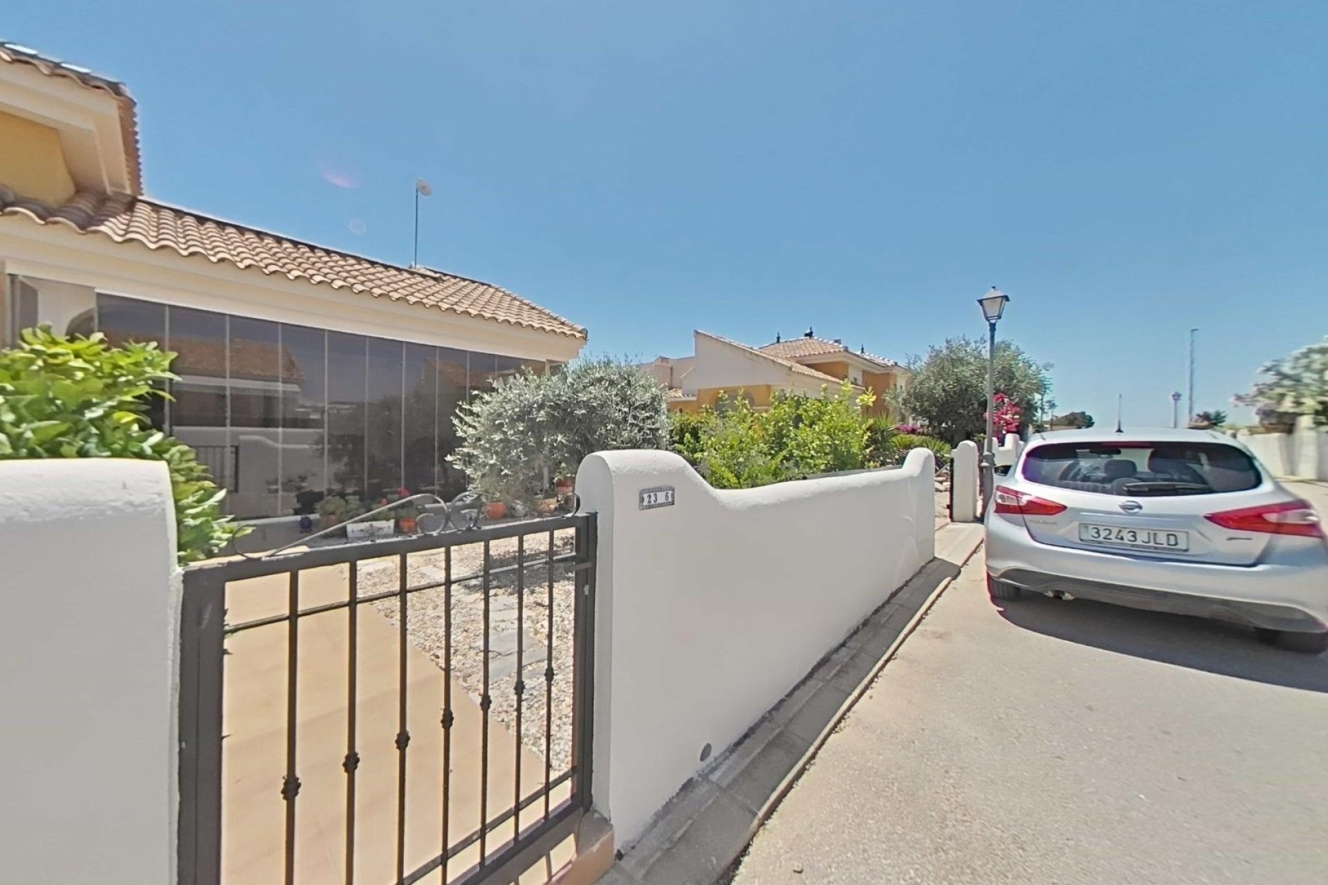 Herverkoop - Villa -
Los Montesinos - Costa blanca sur