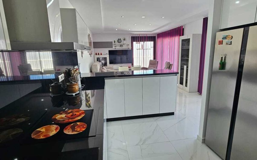 Herverkoop - Villa -
Los Montesinos - Costa Blanca