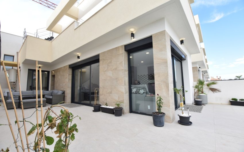 Herverkoop - Villa -
Los Montesinos - Costa Blanca