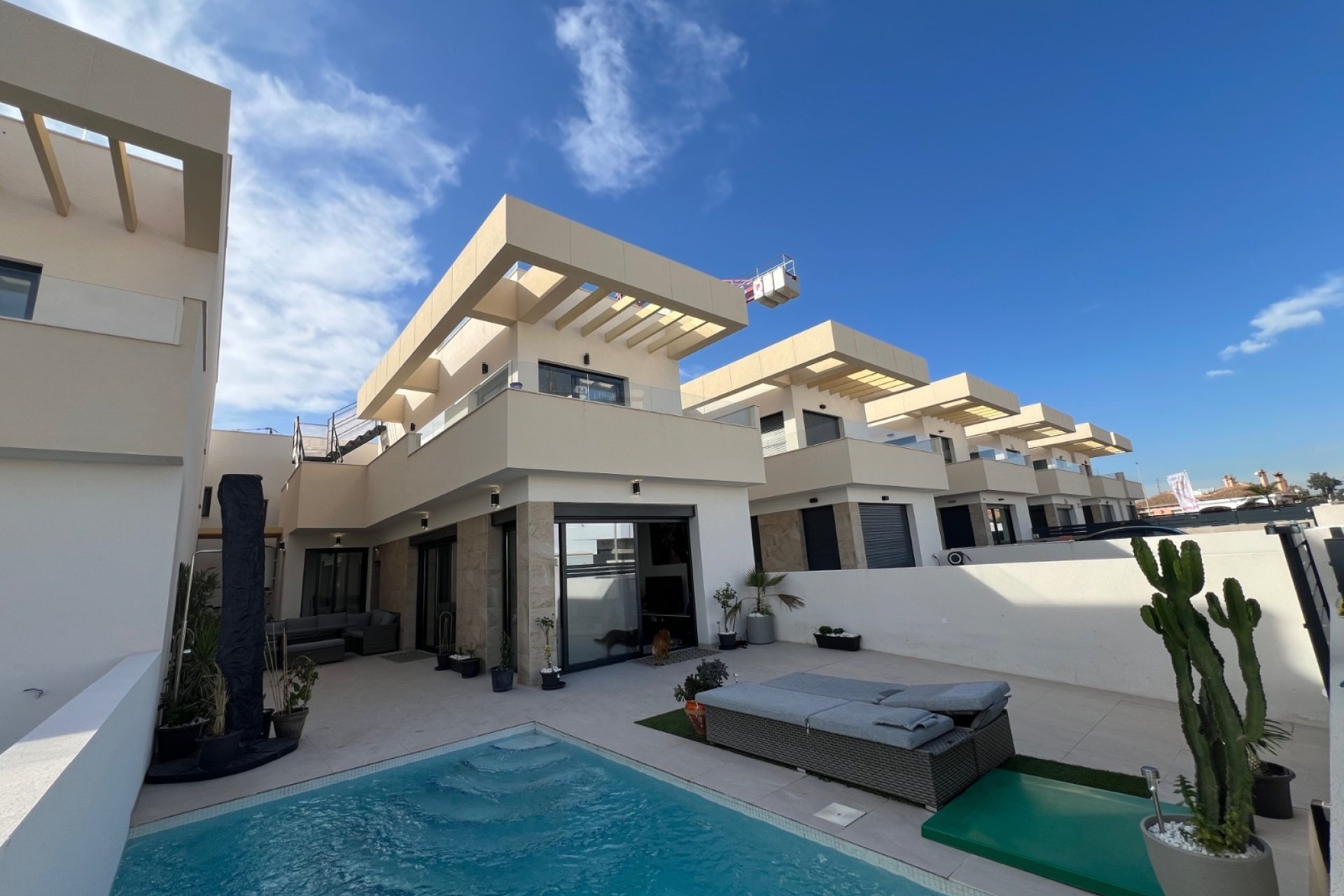 Herverkoop - Villa -
Los Montesinos - Costa Blanca
