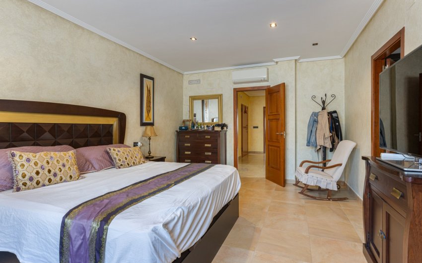 Herverkoop - Villa -
Los Montesinos - La Herrada