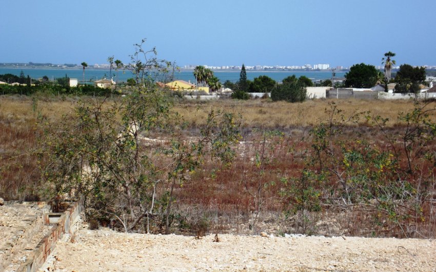 Herverkoop - Villa -
Los Montesinos - La Herrada