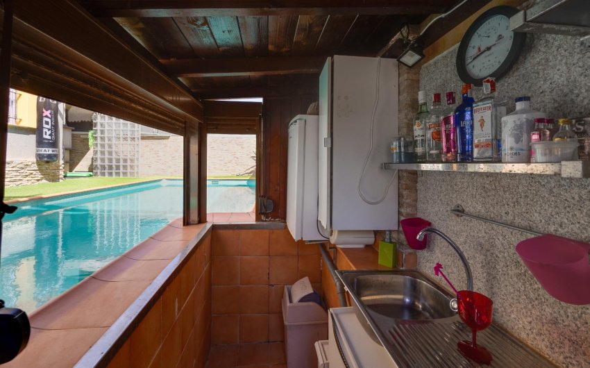 Herverkoop - Villa -
Los Montesinos - La Herrada