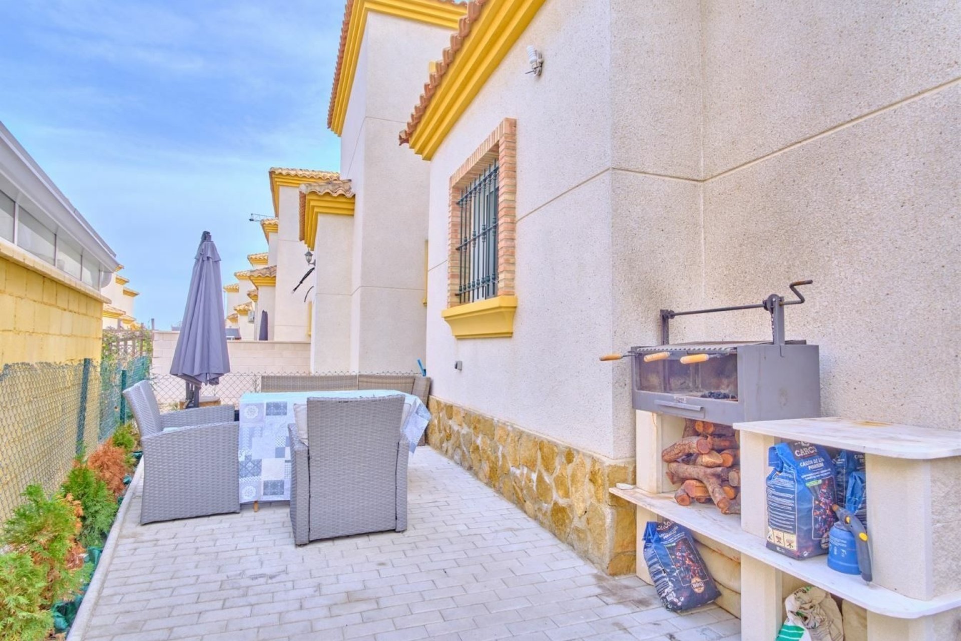 Herverkoop - Villa -
Los Montesinos - La Herrada
