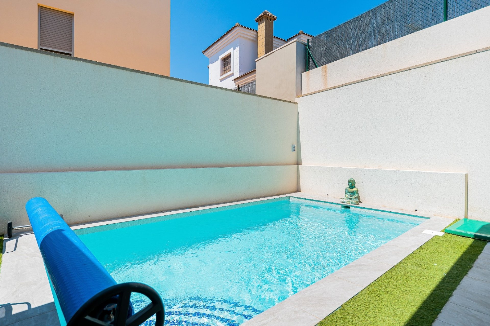 Herverkoop - Villa -
Los Montesinos