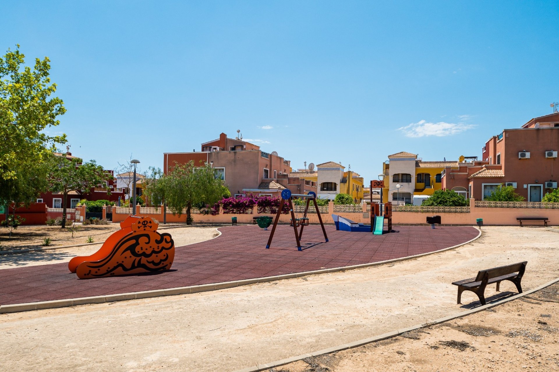 Herverkoop - Villa -
Los Montesinos