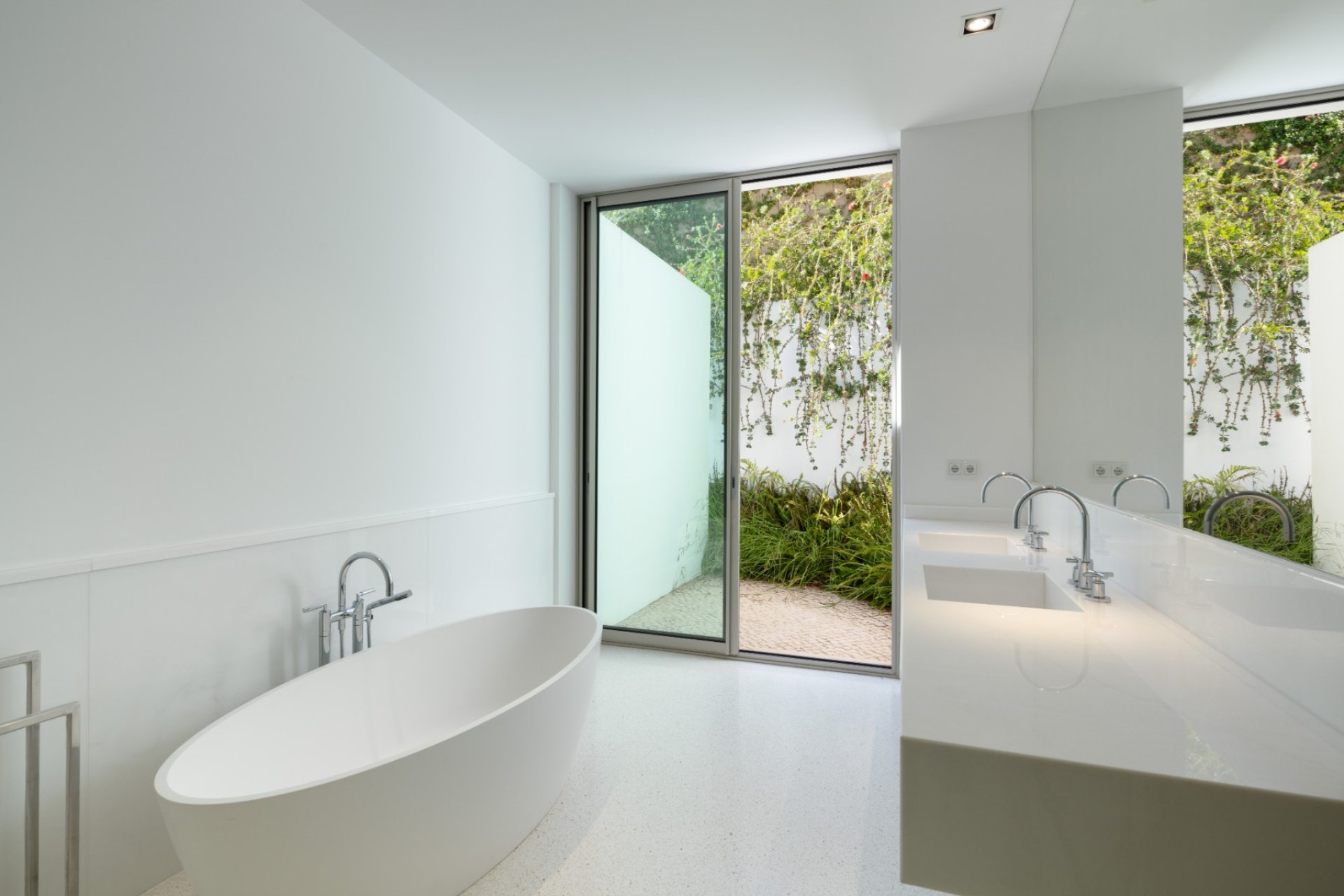 Herverkoop - Villa -
Malaga - Casares