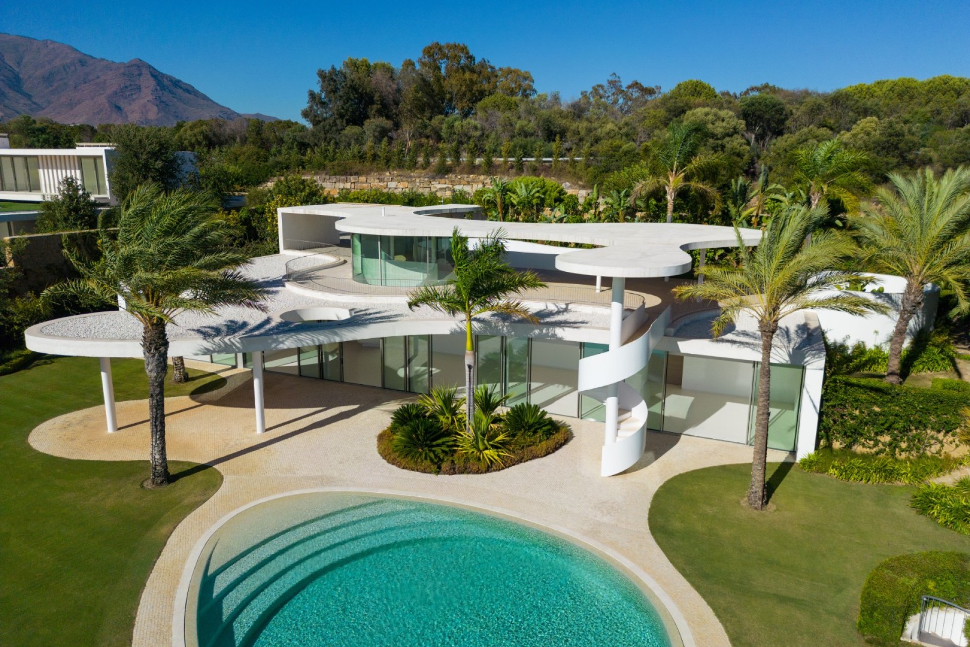 Herverkoop - Villa -
Malaga - Casares