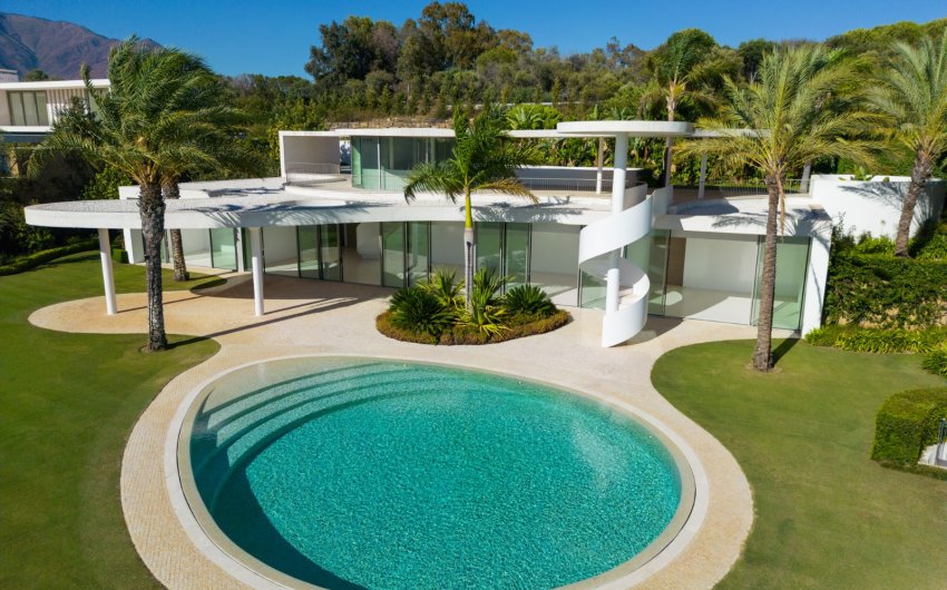 Herverkoop - Villa -
Malaga - Casares